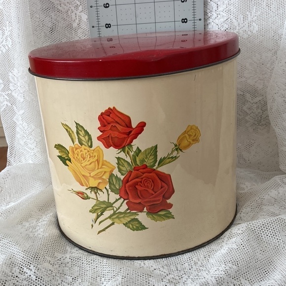 Vintage Canister Set 50’s Kitchen Canister Set of 4 Yellow and Red Rose. - Picture 14 of 16